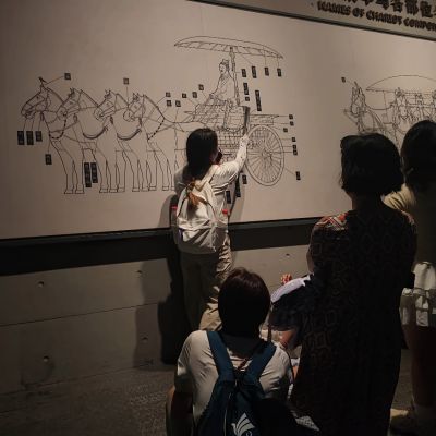 鷹米對講：重新定義團隊導(dǎo)游的交互方式